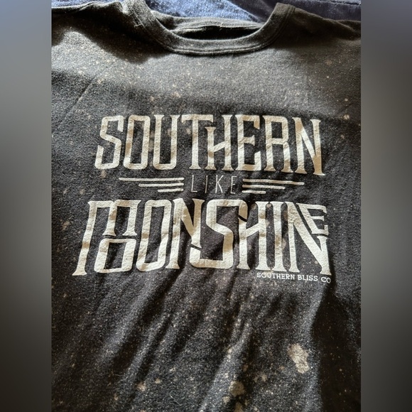 Southern like moonshine tshirt black Southern Bliss Company medium - Picture 2 of 5